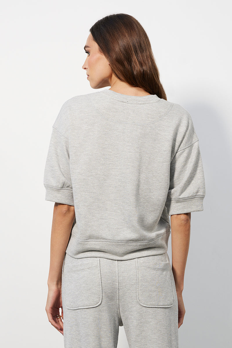 PUFF SLEEVE BOXY HENLEY TOP